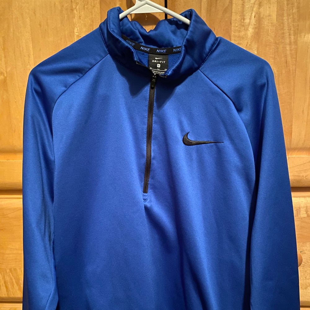 New without tags Nike dryfit zip up